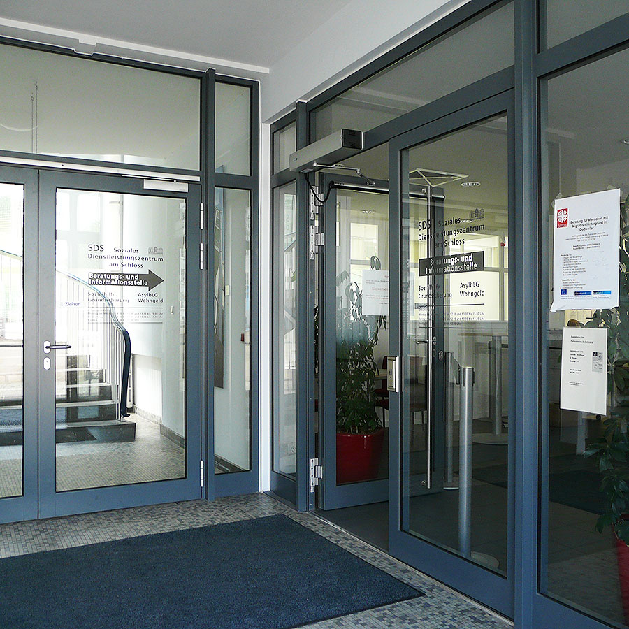 Brandschutztür mit Rauchschutz-Klassifizierung aus Aluminium